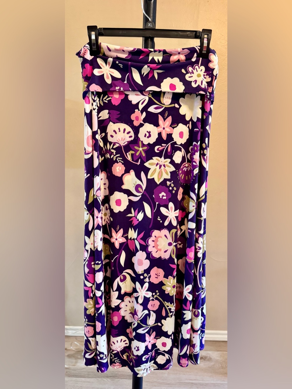 LulaRoe Women’s Purple Floral Maxi Skirt - Foldover Waist Womens Sz small - Picture 4 of 5